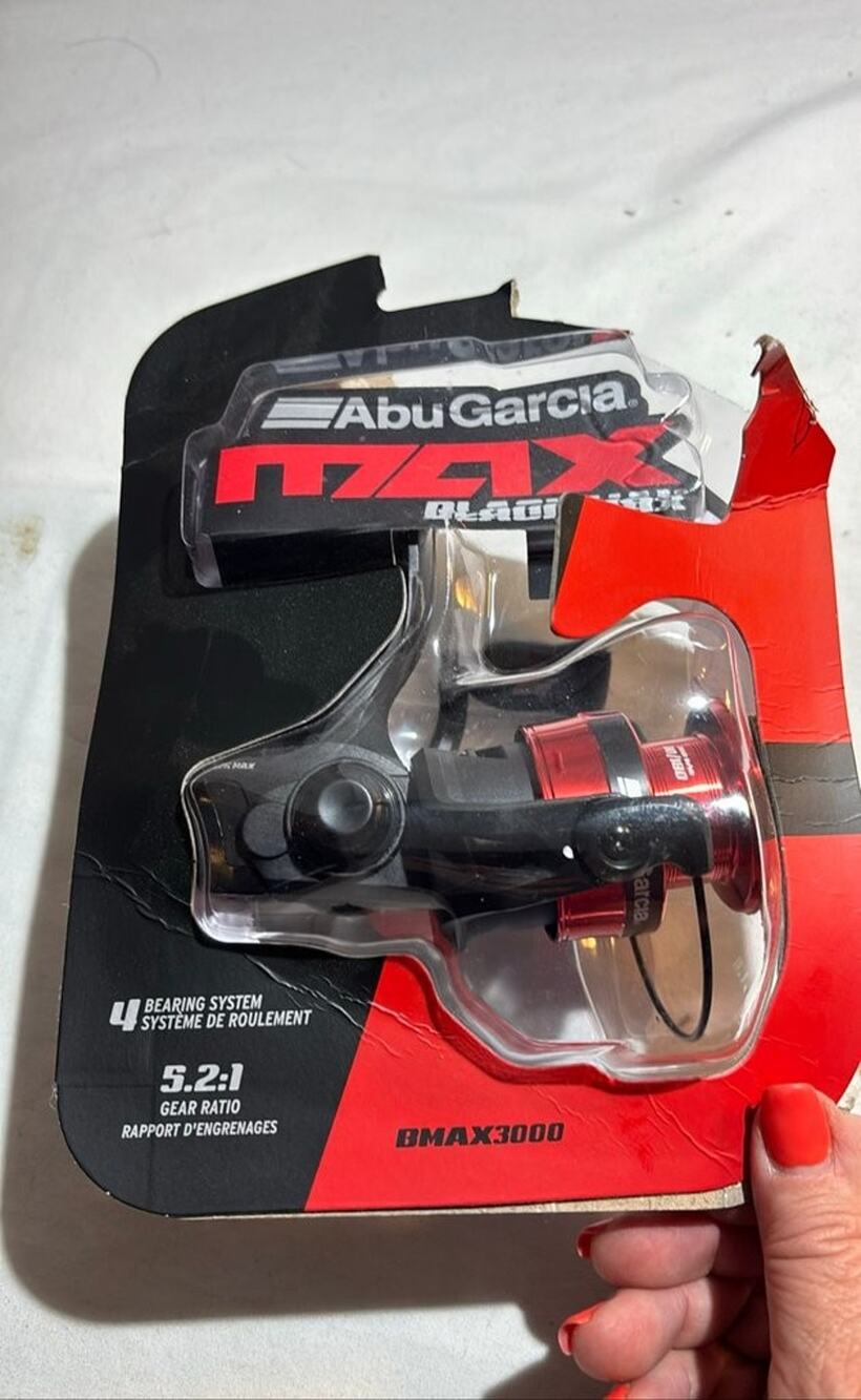 Abu Garcia Black Max BMAX3000 Spinning Reel